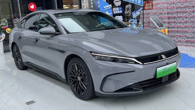 The 2026 BYD Han DM-i: A Game-Changer in Plug-in Hybrid Sedans. NEW BYD HAN DM-i 1560km range starting price $22,500 review | BYD | China 🇨🇳