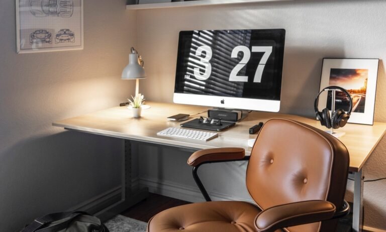 5 Must-Have Amazon Gadgets for a Powerful Work-From-Home Setup in 2025