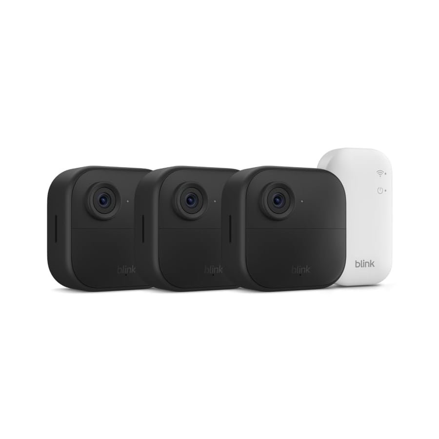 Blink Outdoor 4 – Wireless smart security camera, two-year battery life, 1080p HD day and infrared night live view, two-way talk. Sync Module Core included – 3 camera system Reducing CO2